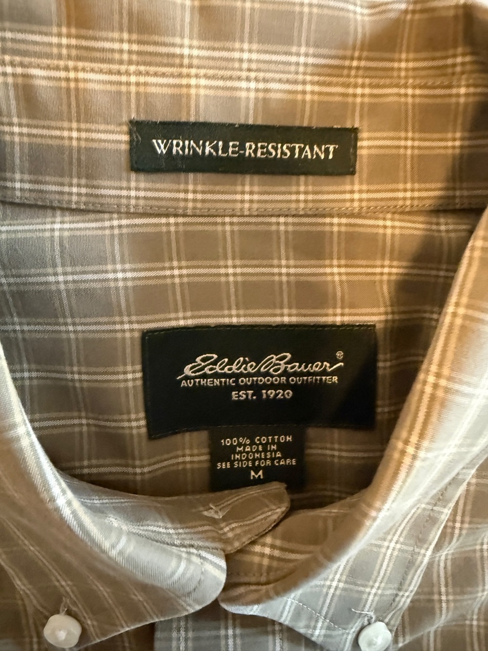 Eddie Bauer Wrinkle-Resistant Button-Down Shirt – Men’s Medium – 100% Cotton - Picture 5 of 10